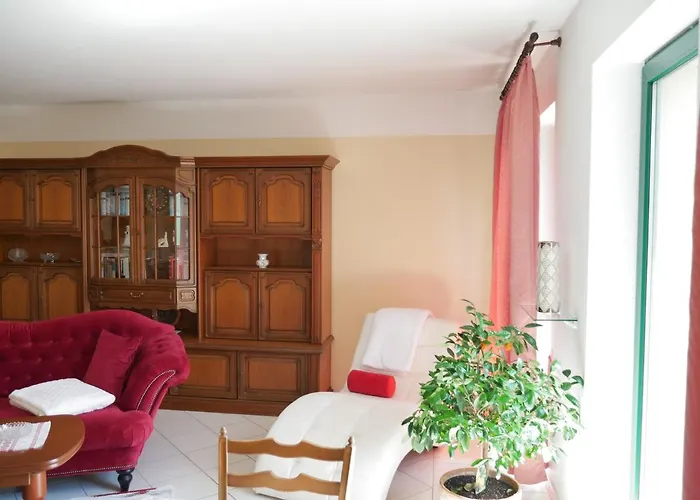 Ferienzimmer Weltenbummler,rheinsberg * راينزبرج